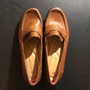 NATURALIZER Leather Loafers